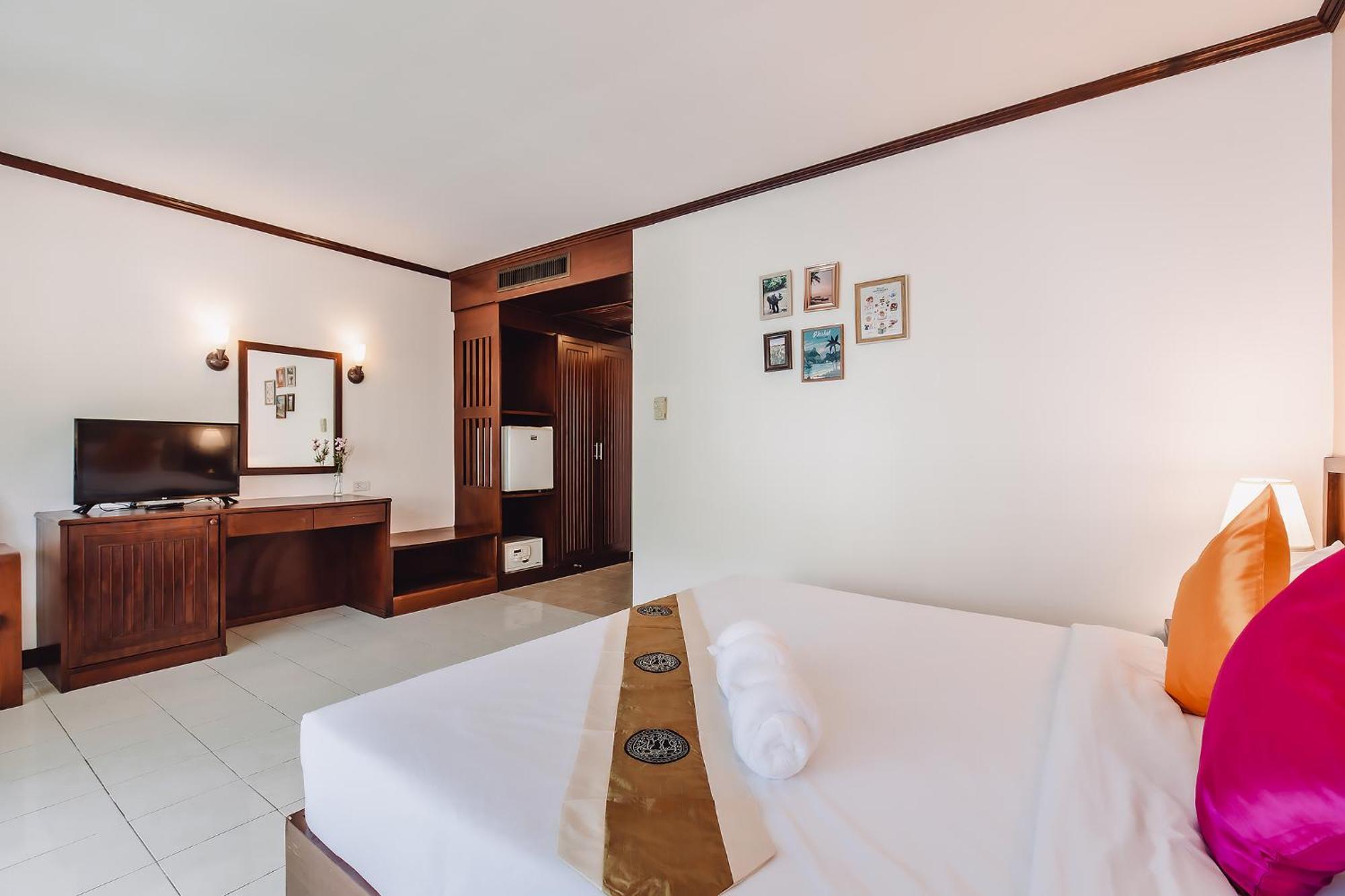 Bauman-Ville Hotel Patong المظهر الخارجي الصورة