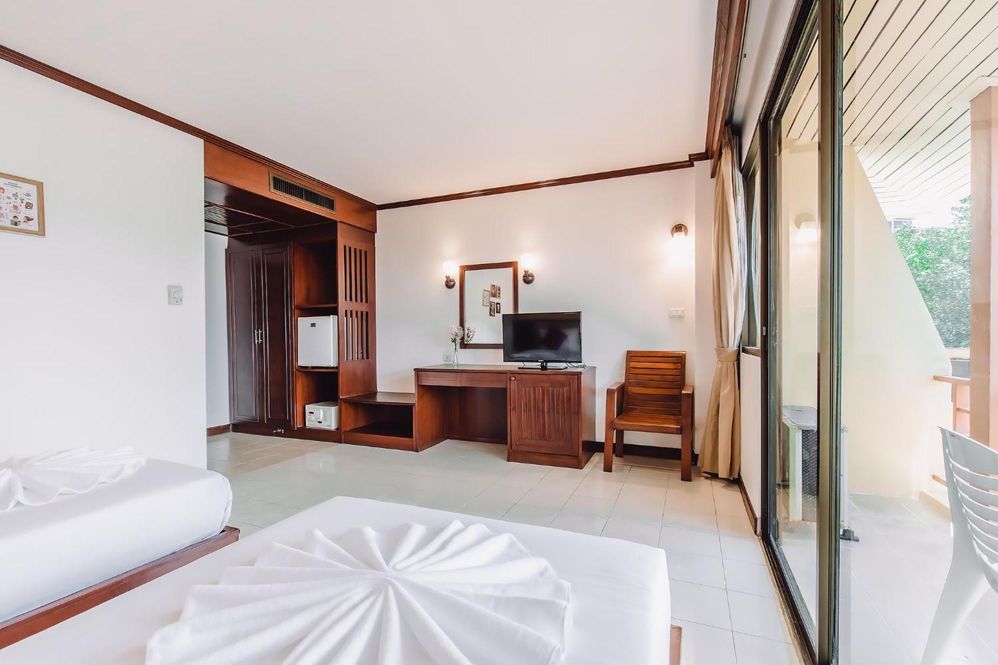 Bauman-Ville Hotel Patong المظهر الخارجي الصورة